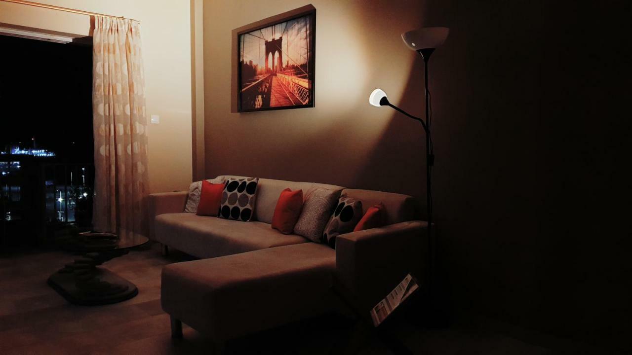 Апартаменты The Anchor - Next To The Port, Airport & Athens Рафина Экстерьер фото